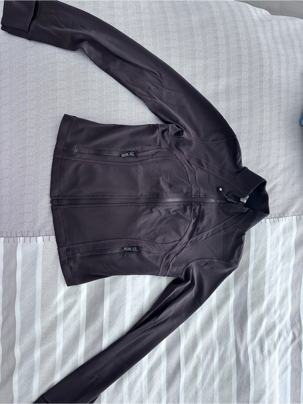 Lululemon define cropped jacket nulu, mocha brown color, size 8